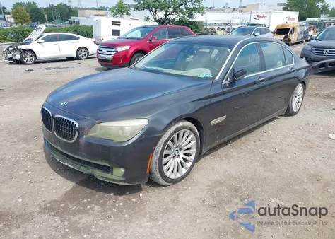 2009 BMW 750Li из США, поврежденный, VIN WBAKB83539CY57544